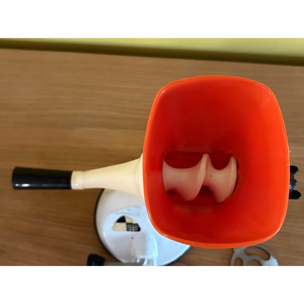 Vintage 1970s Spong N605 Hand Crank Meat Mincer Orange White England - Picture 5 of 5